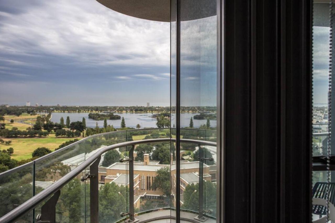 Readyset Apartments At Emerald Мельбурн Екстер'єр фото