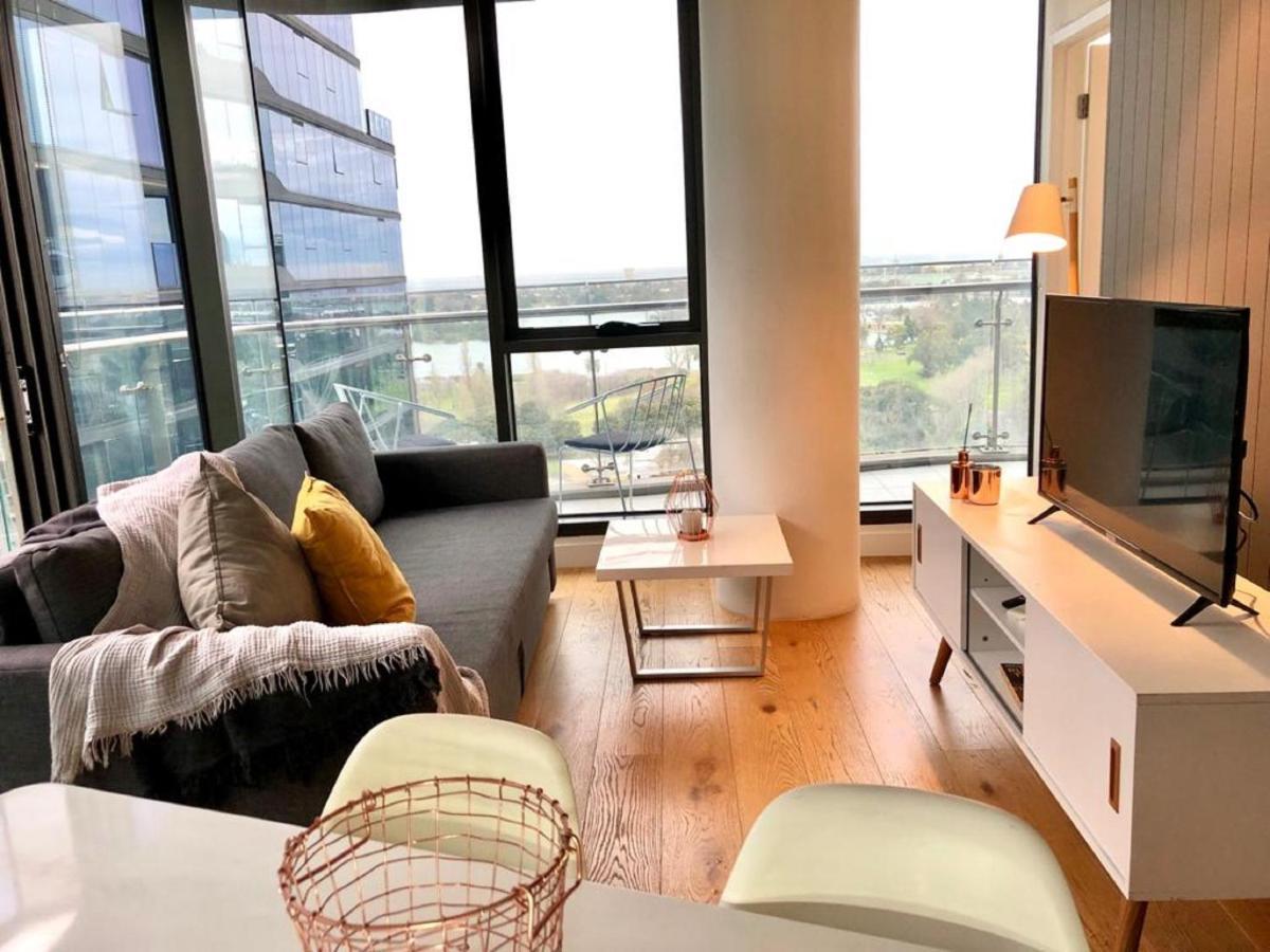 Readyset Apartments At Emerald Мельбурн Екстер'єр фото