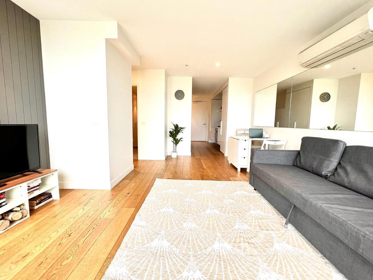 Readyset Apartments At Emerald Мельбурн Екстер'єр фото