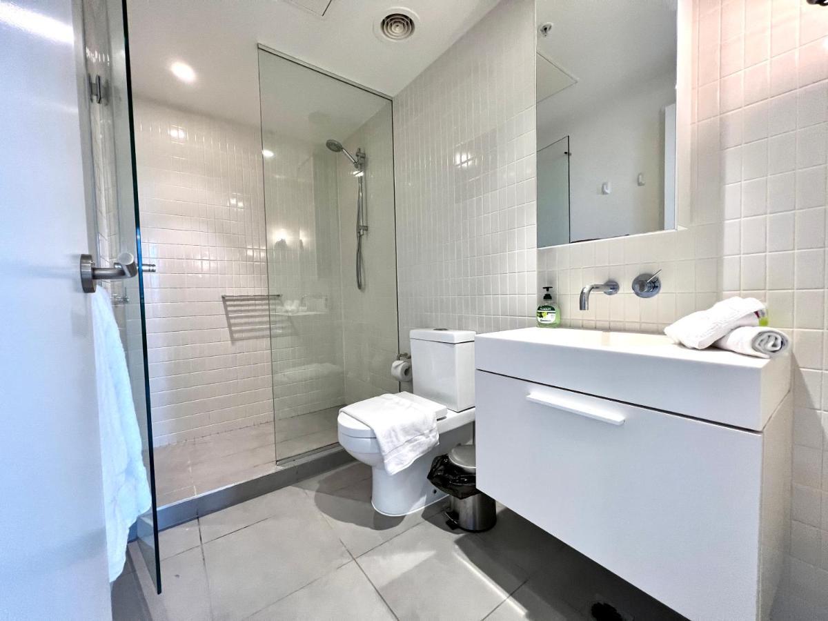 Readyset Apartments At Emerald Мельбурн Екстер'єр фото
